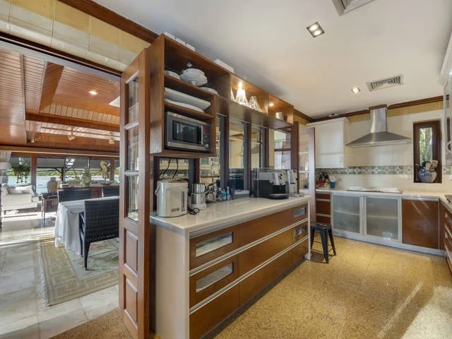 Guest Kitchen