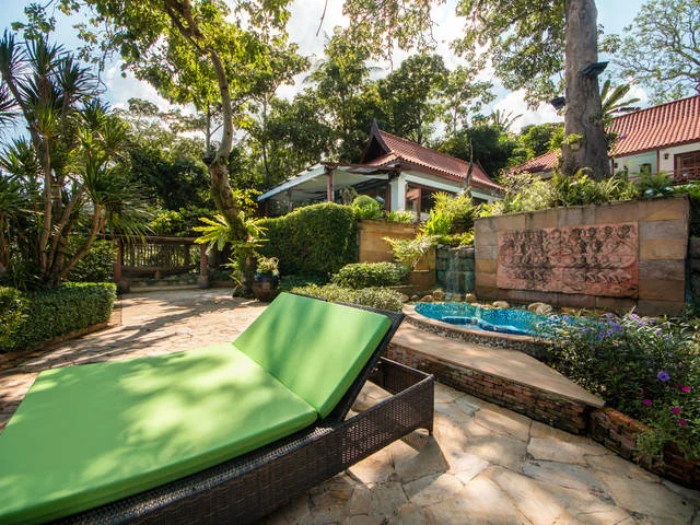 Garden Lounger